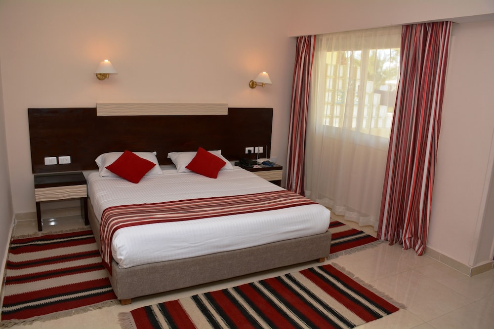 Golden Beach Resort - All inclusive — Hotel rooms in Hurghada, Red Sea