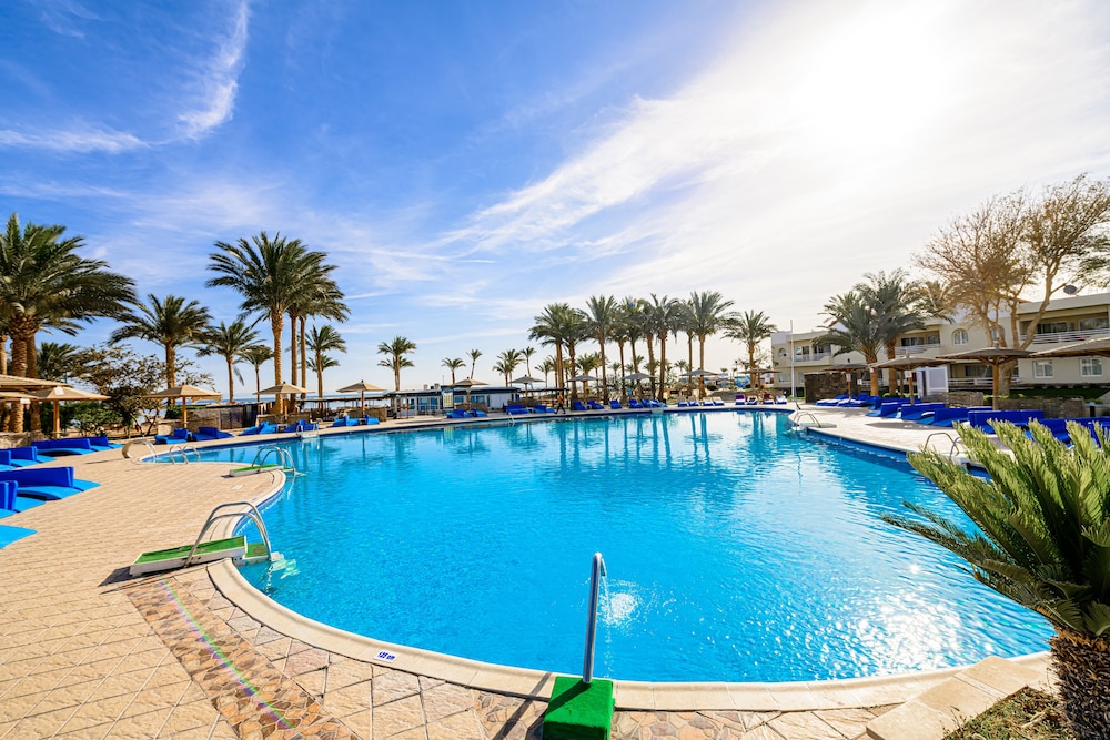 Golden Beach Resort - All inclusive — Swimming pool in Hurghada, Red Sea