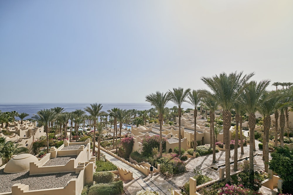 Four Seasons Resort Sharm EL Sheikh — Hotel building in Sharm El Sheikh, South Sinai