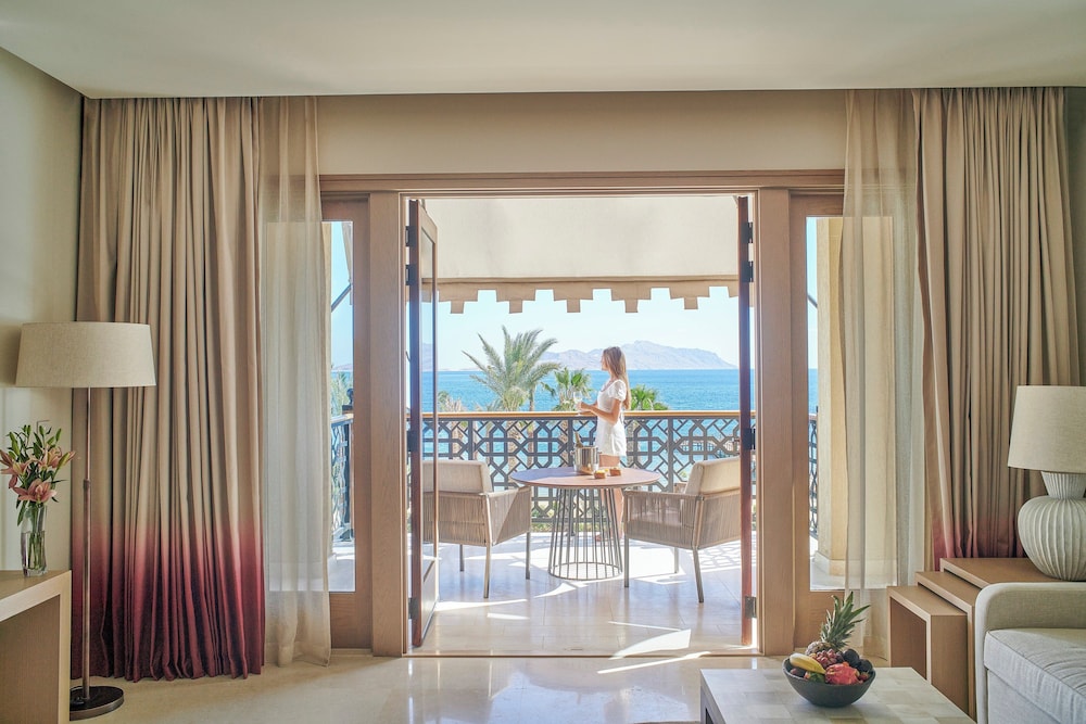 Four Seasons Resort Sharm EL Sheikh — Hotel rooms in Sharm El Sheikh, South Sinai