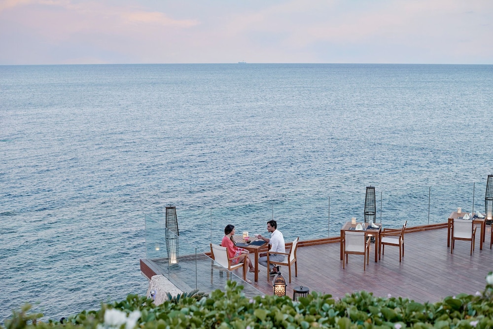 Four Seasons Resort Sharm EL Sheikh — Restaurant & bars in Sharm El Sheikh, South Sinai