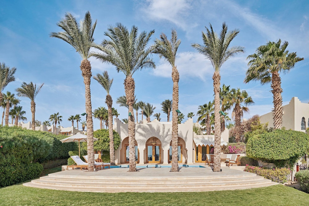 Four Seasons Resort Sharm EL Sheikh — Hotel building in Sharm El Sheikh, South Sinai