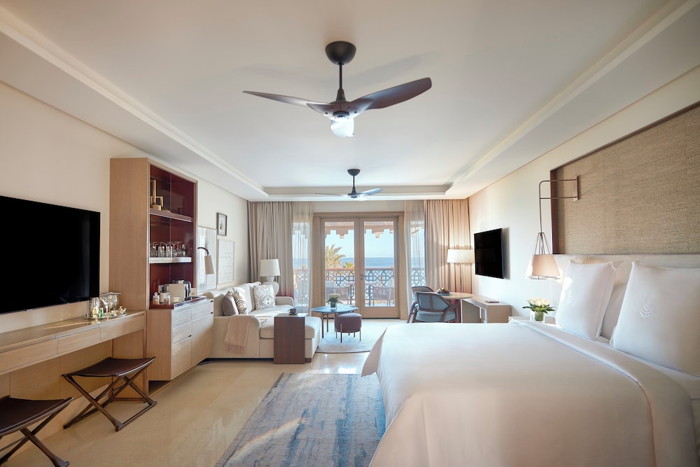 Four Seasons Resort Sharm EL Sheikh — Hotel rooms in Sharm El Sheikh, South Sinai