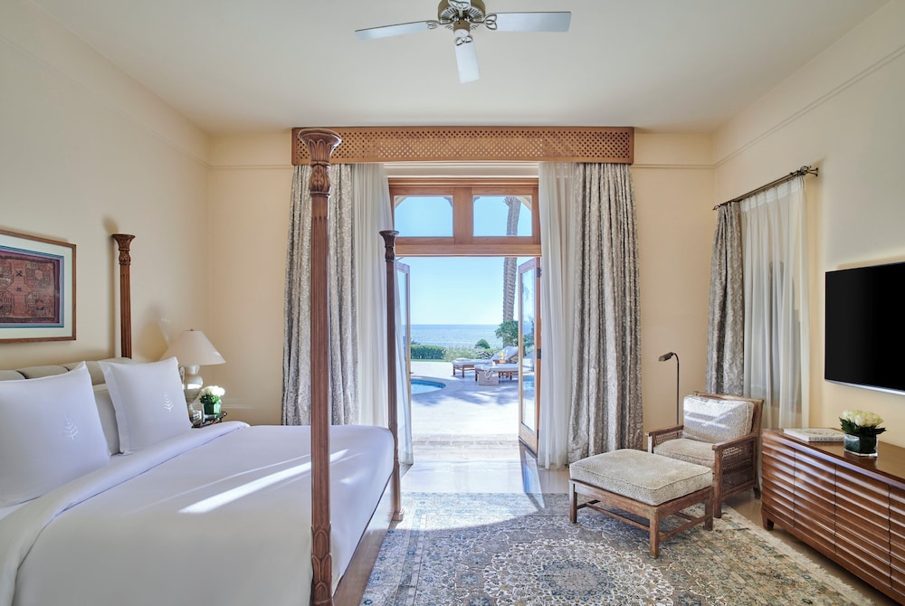 Four Seasons Resort Sharm EL Sheikh — Hotel rooms in Sharm El Sheikh, South Sinai