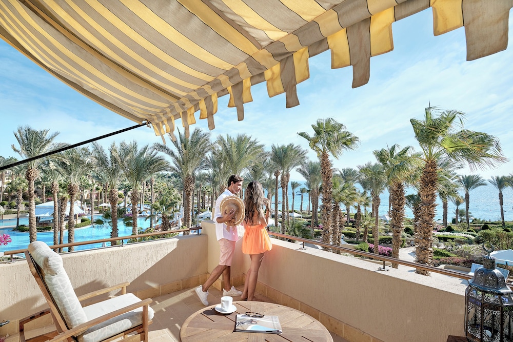 Four Seasons Resort Sharm EL Sheikh — Beach in Sharm El Sheikh, South Sinai