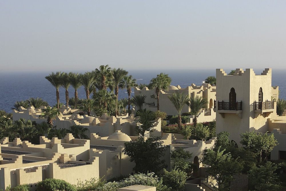 Four Seasons Resort Sharm EL Sheikh — Hotel building in Sharm El Sheikh, South Sinai