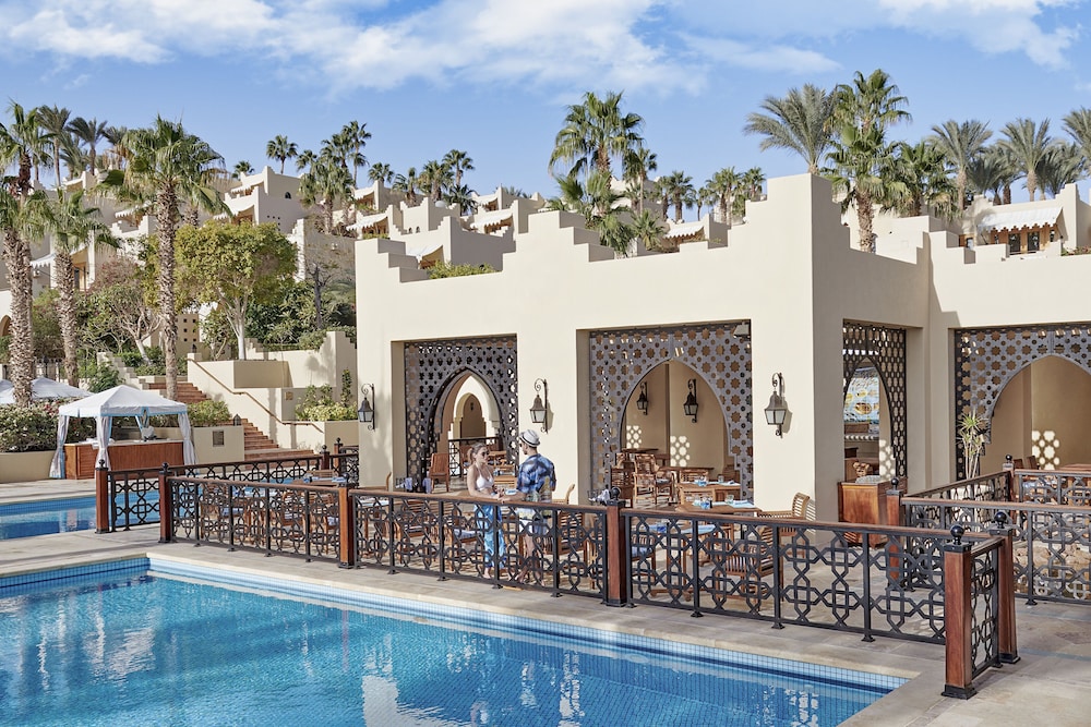 Four Seasons Resort Sharm EL Sheikh — Restaurant & bars in Sharm El Sheikh, South Sinai