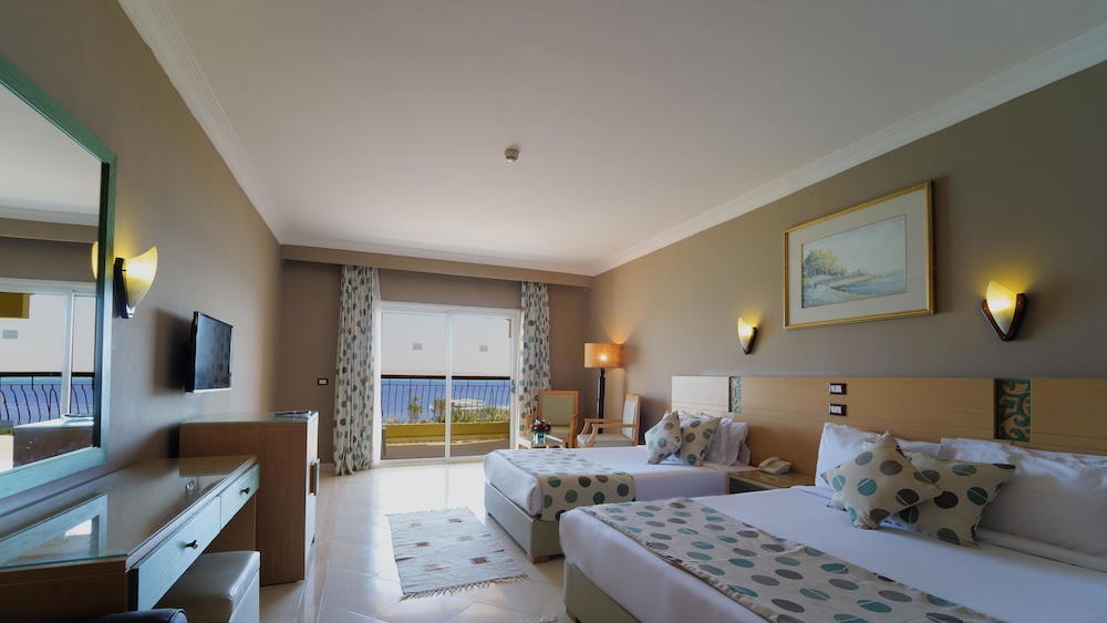 Regina Resort & Aqua Park Hurghada — Rooms in Hurghada, Red Sea