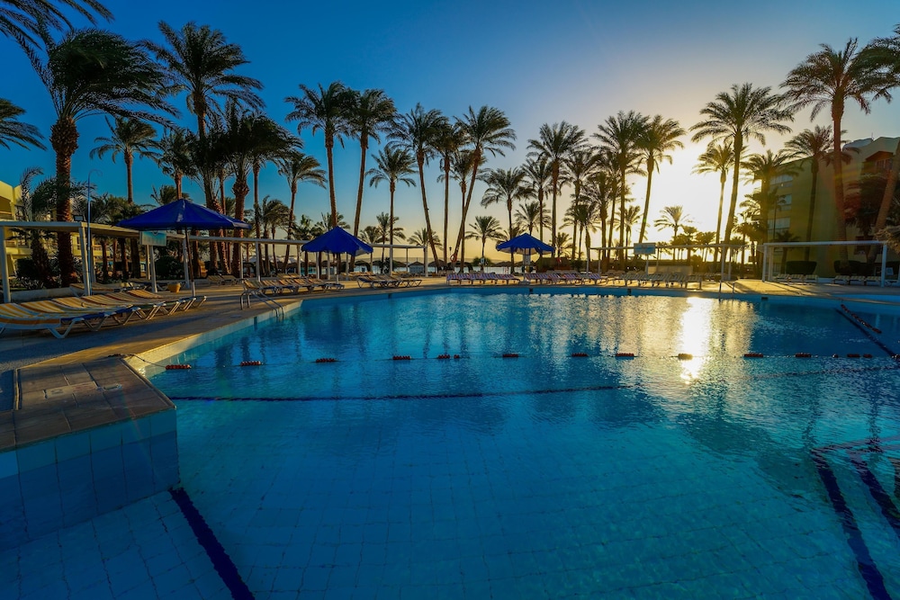 Regina Resort & Aqua Park Hurghada — Pool in Hurghada, Red Sea