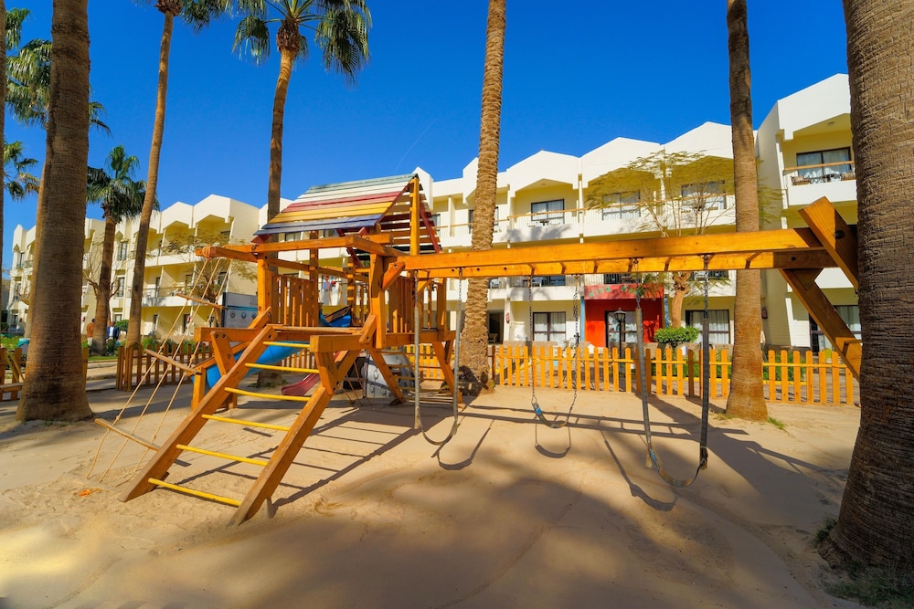 Regina Resort & Aqua Park Hurghada — Facilities in Hurghada, Red Sea