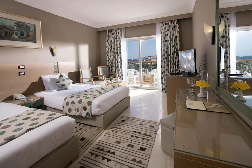 Regina Resort & Aqua Park Hurghada — Rooms in Hurghada, Red Sea
