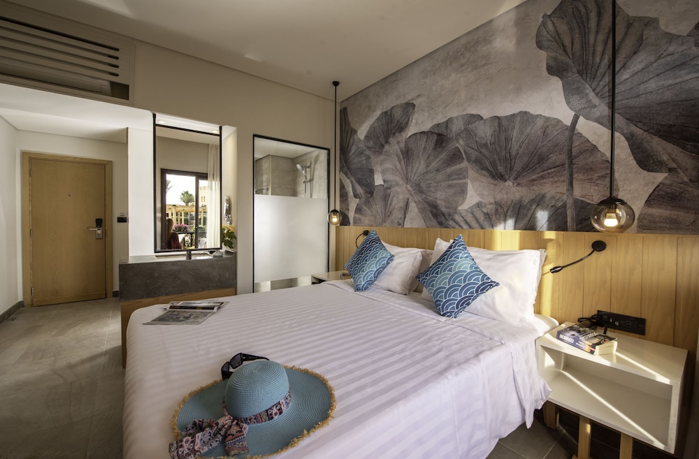 Three Corners Rihana Resort — Hotel rooms in El Gouna, Red Sea