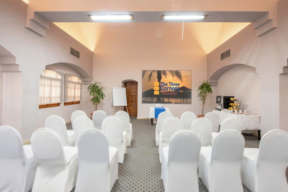 Three Corners Rihana Resort — Hotel building in El Gouna, Red Sea