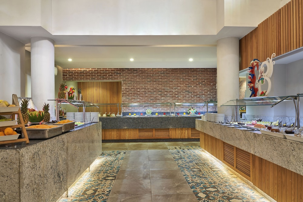 Three Corners Rihana Resort — Restaurant & bars in El Gouna, Red Sea