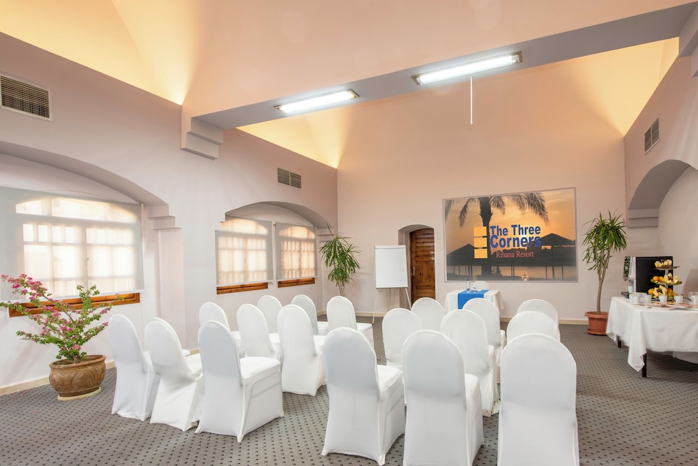 Three Corners Rihana Resort — Hotel building in El Gouna, Red Sea