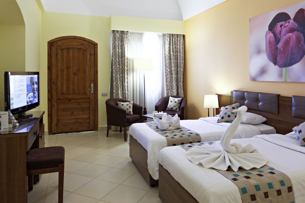 Three Corners Rihana Resort — Hotel rooms in El Gouna, Red Sea