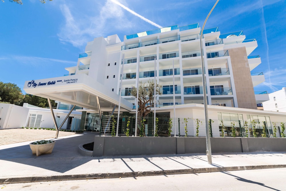 Reverence Life Hotel - Adults Only — Hotel building in Santa Ponca, Balearic Islands