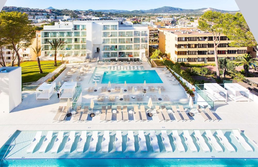 Reverence Life Hotel - Adults Only