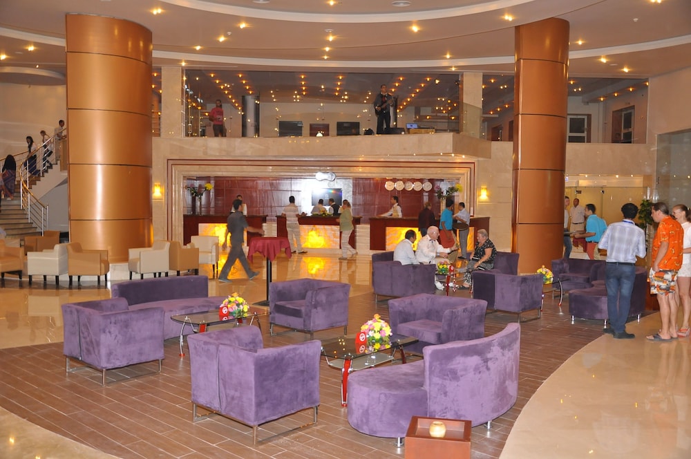 Rehana Sharm Resort - Aqua Park & Spa - Families & Couples Only — Hotel building in Sharm El Sheikh, Red Sea