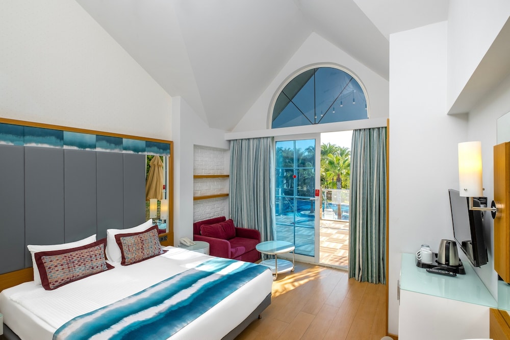 Long Beach Alanya - Ultra All Inclusive — Rooms in Alanya