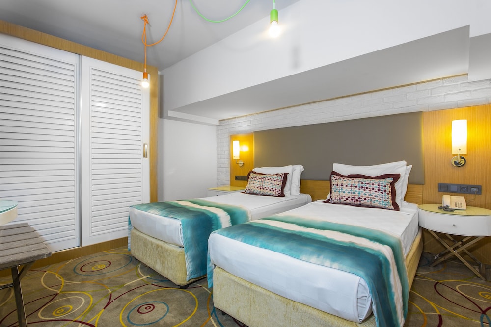Long Beach Alanya - Ultra All Inclusive — Rooms in Alanya