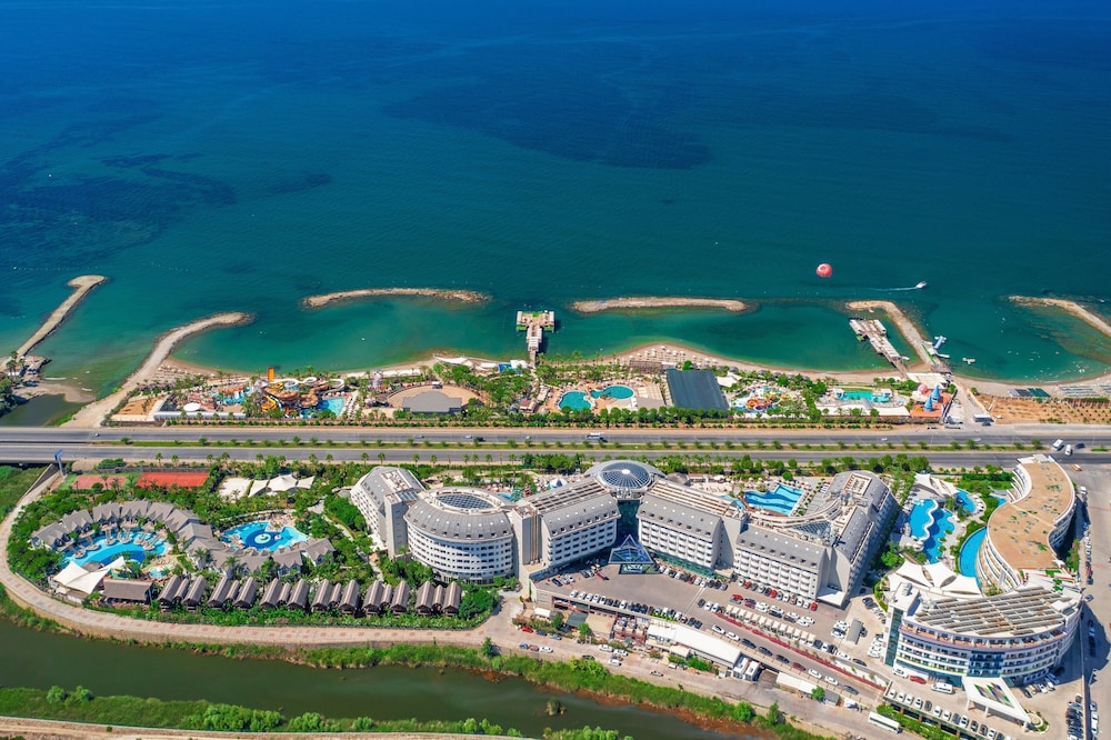 Long Beach Alanya - Ultra All Inclusive — Outdoor in Alanya