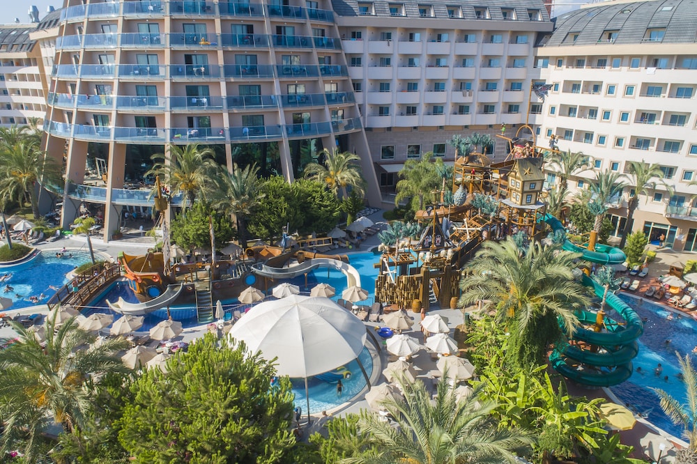 Long Beach Alanya - Ultra All Inclusive — Shared spaces in Alanya