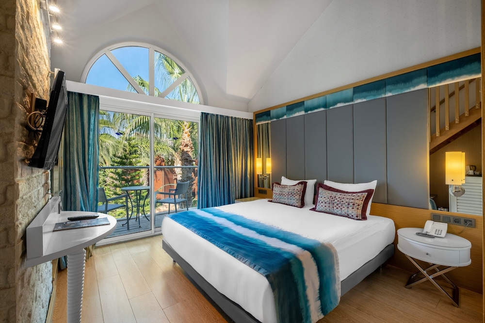 Long Beach Alanya - Ultra All Inclusive — Rooms in Alanya