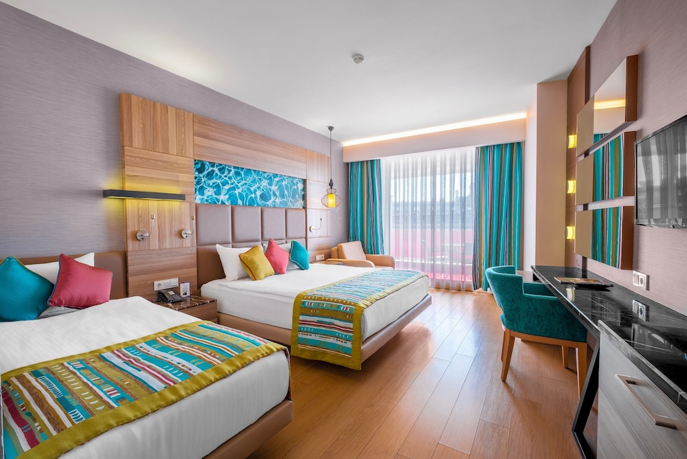 Long Beach Alanya - Ultra All Inclusive — Rooms in Alanya