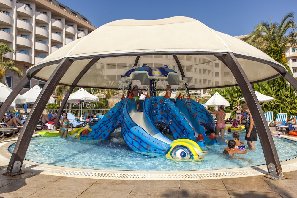 Long Beach Alanya - Ultra All Inclusive — Pool in Alanya