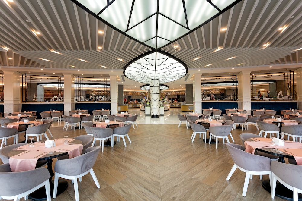 Long Beach Alanya - Ultra All Inclusive — Restaurant in Alanya