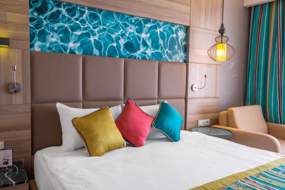 Long Beach Alanya - Ultra All Inclusive — Rooms in Alanya