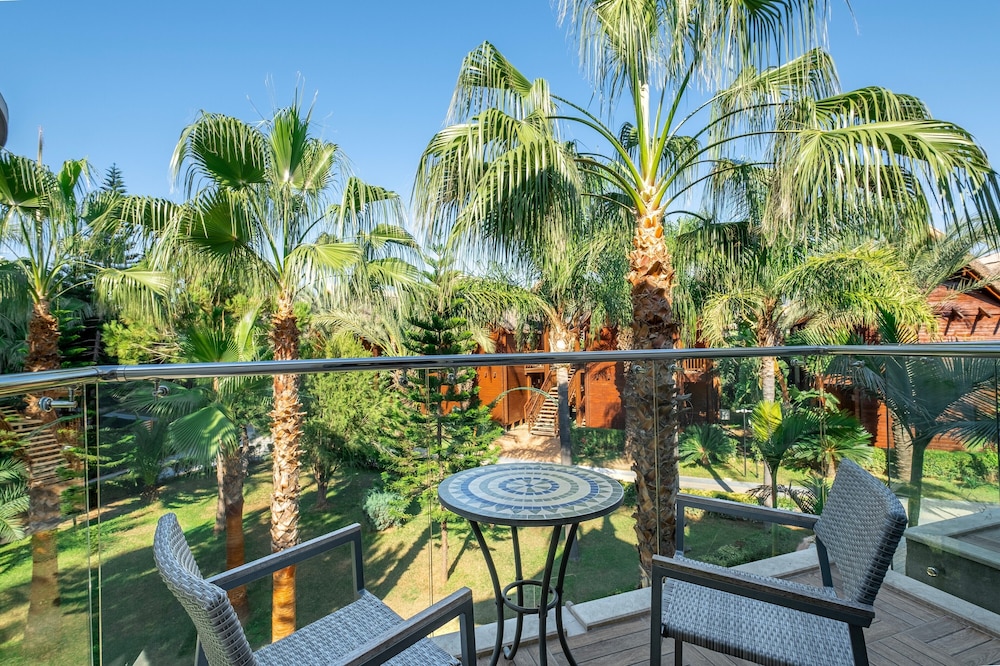 Long Beach Alanya - Ultra All Inclusive — Rooms in Alanya