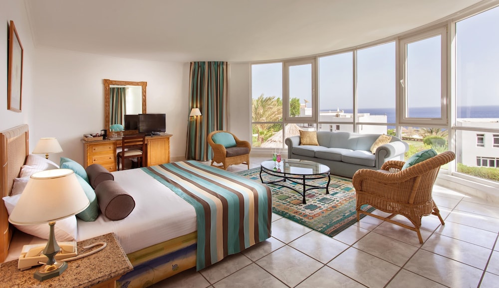 Pickalbatros Golf Beach Resort - All Inclusive — Hotel rooms in Sharm El Sheikh, Red Sea