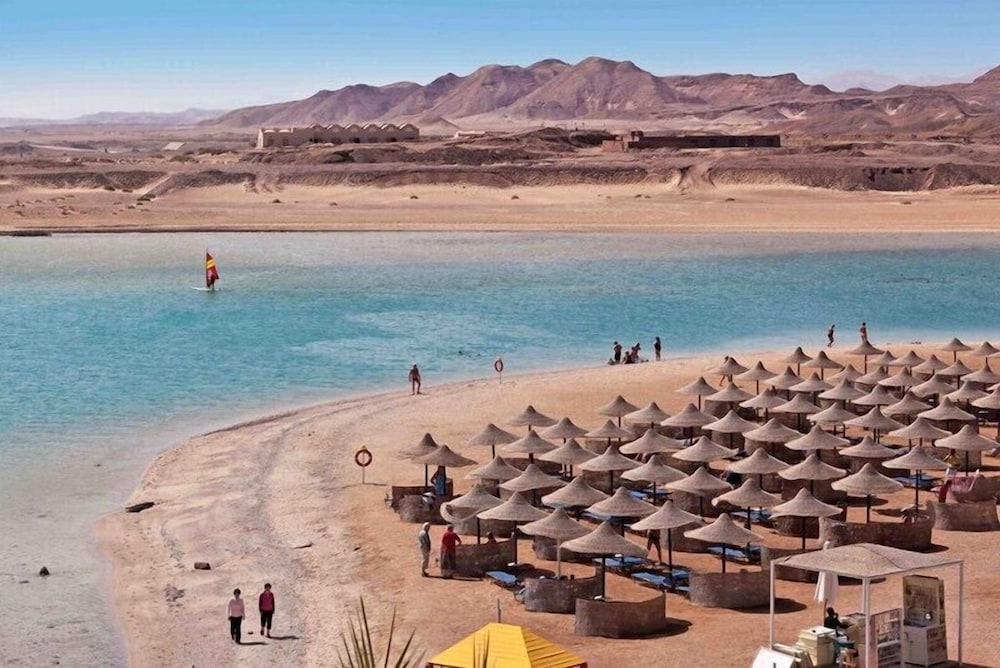 TUI MAGIC LIFE KALAWY - All inclusive — Beach in El Quseir, Red Sea