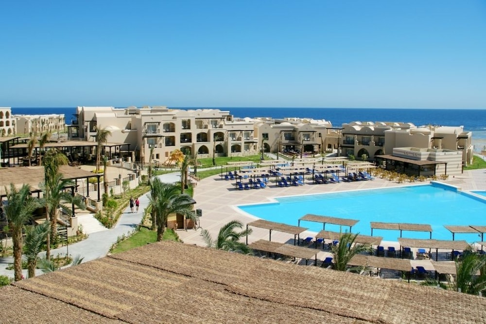 TUI MAGIC LIFE KALAWY - All inclusive — Swimming pool in El Quseir, Red Sea