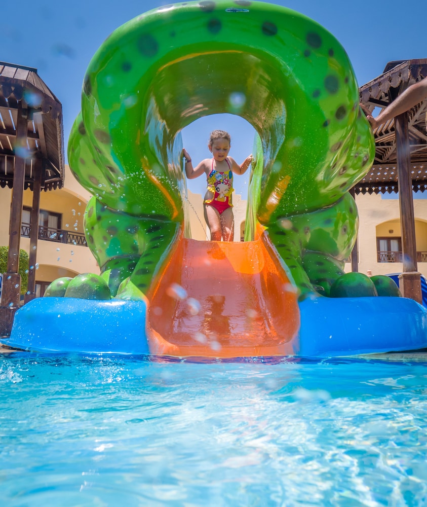 Sunny Days Palma De Mirette Resorts & Spa - All inclusive — Swimming pool in Hurghada, Red Sea