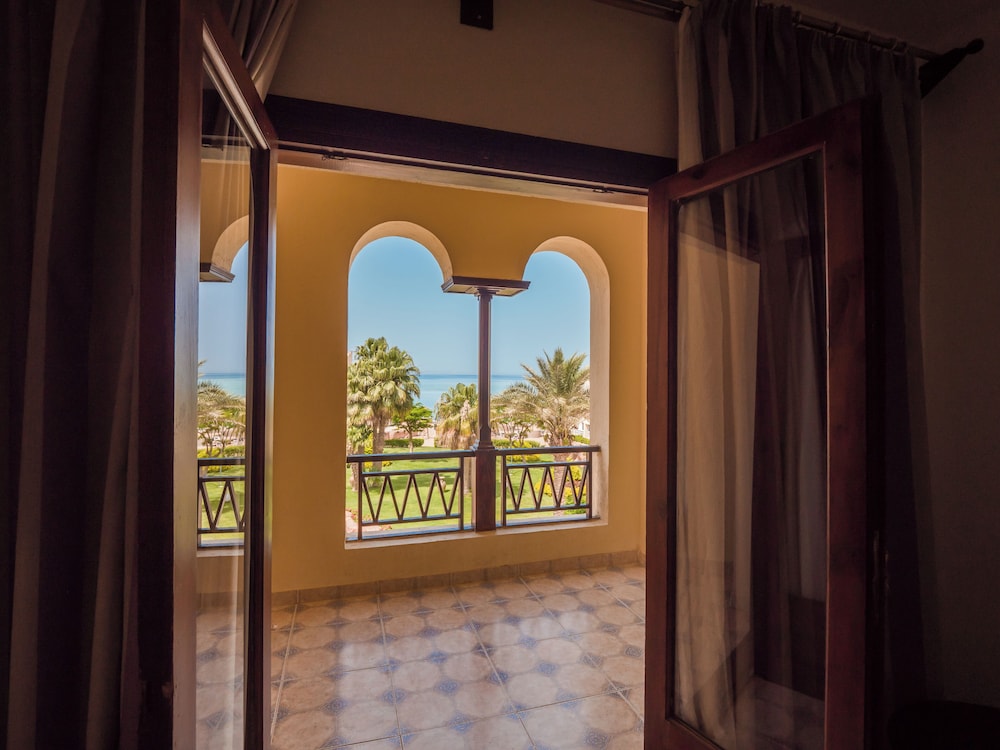 Sunny Days Palma De Mirette Resorts & Spa - All inclusive — Hotel rooms in Hurghada, Red Sea