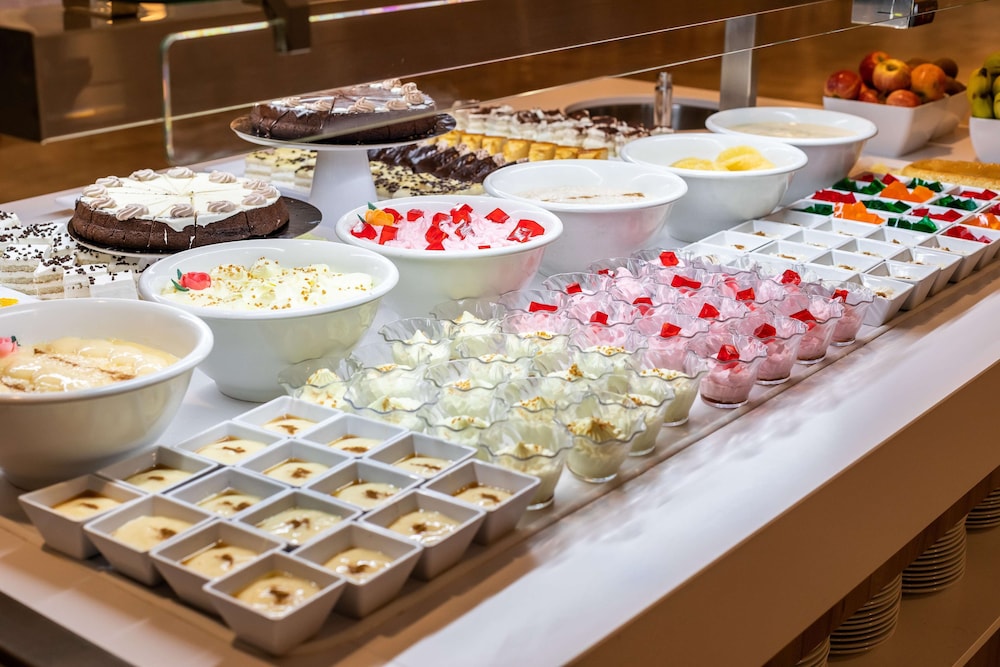 Hotel Best Tenerife — Restaurant & bars in Playa de las Americas, Canary Islands