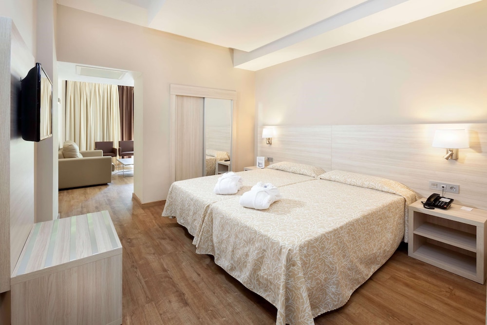 Hotel Best Tenerife — Hotel rooms in Playa de las Americas, Canary Islands