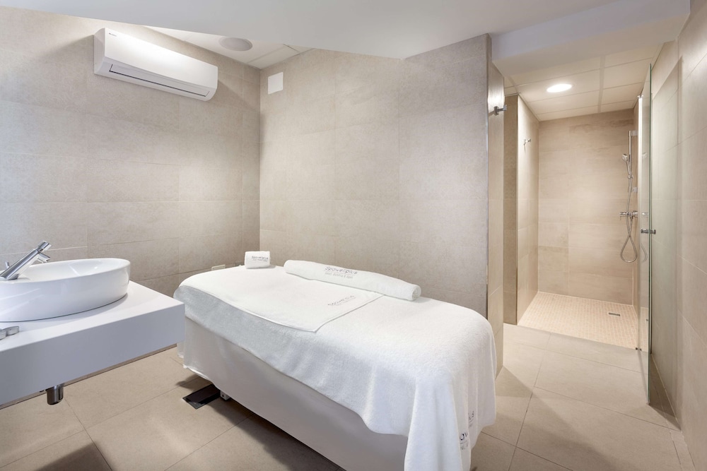 Hotel Best Tenerife — Hotel rooms in Playa de las Americas, Canary Islands