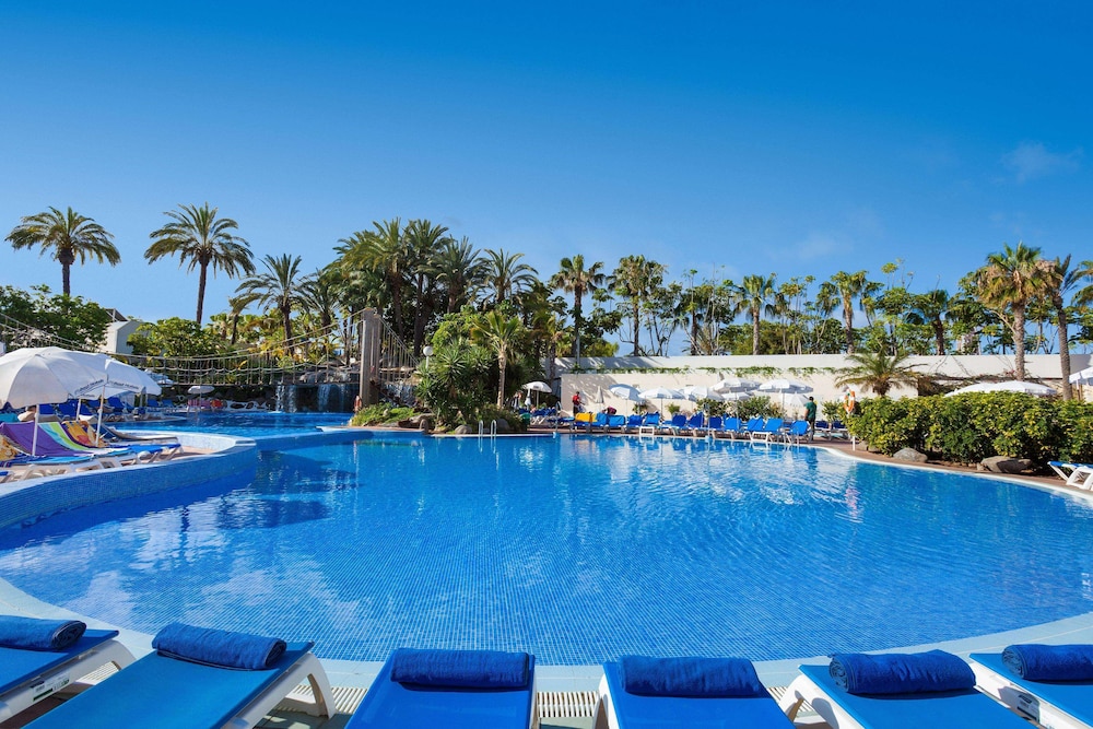 Hotel Best Tenerife — Swimming pool in Playa de las Americas, Canary Islands