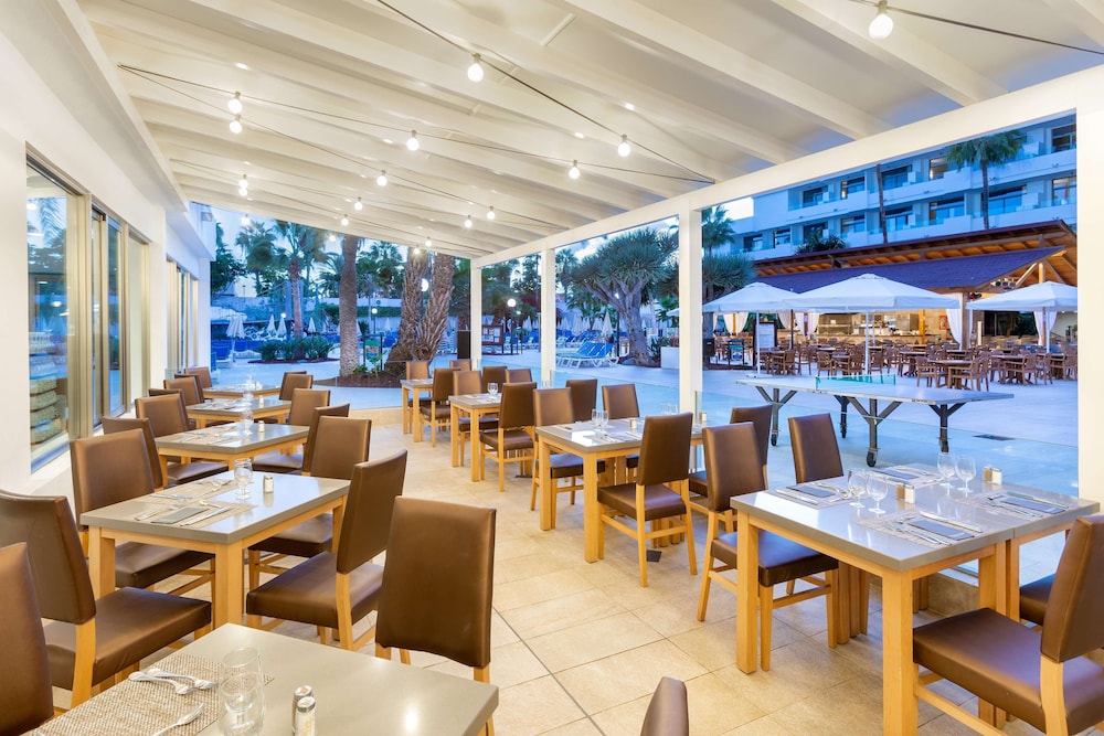 Hotel Best Tenerife — Restaurant & bars in Playa de las Americas, Canary Islands