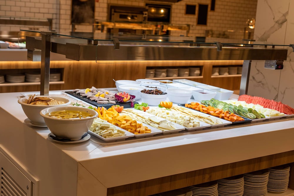 Hotel Best Tenerife — Restaurant & bars in Playa de las Americas, Canary Islands