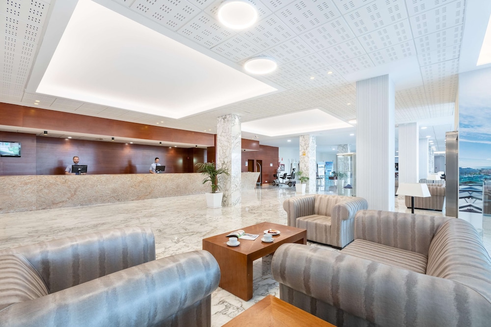 Hotel Best Tenerife — Hotel building in Playa de las Americas, Canary Islands