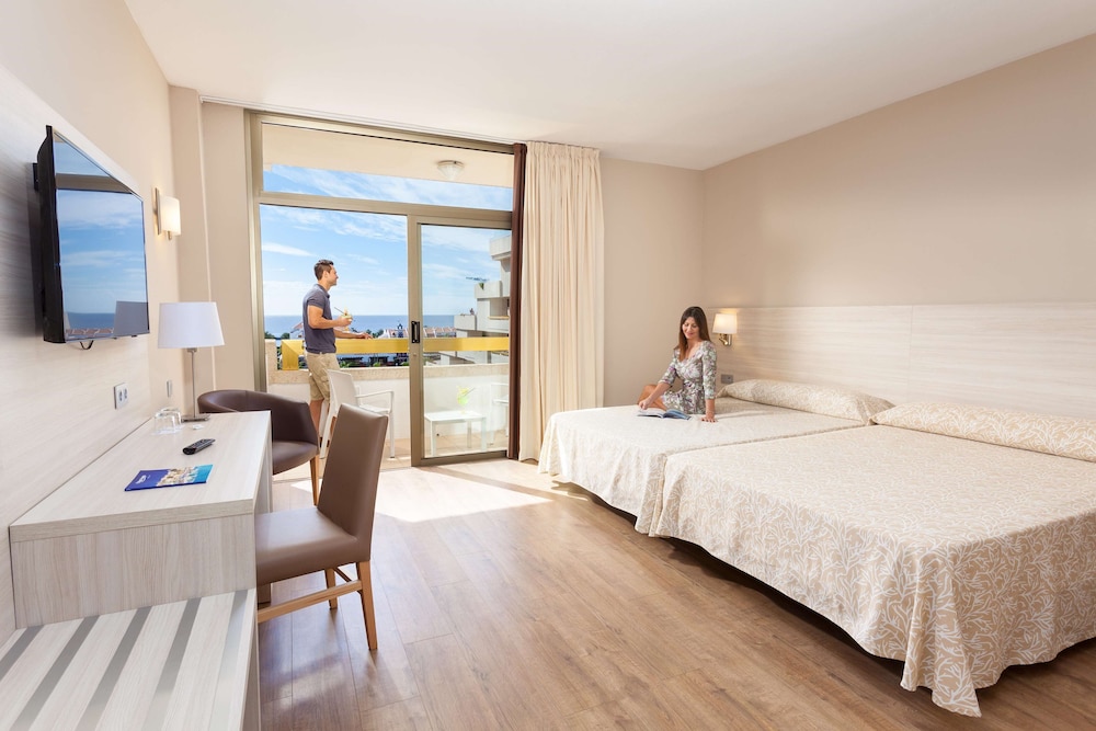 Hotel Best Tenerife — Hotel rooms in Playa de las Americas, Canary Islands
