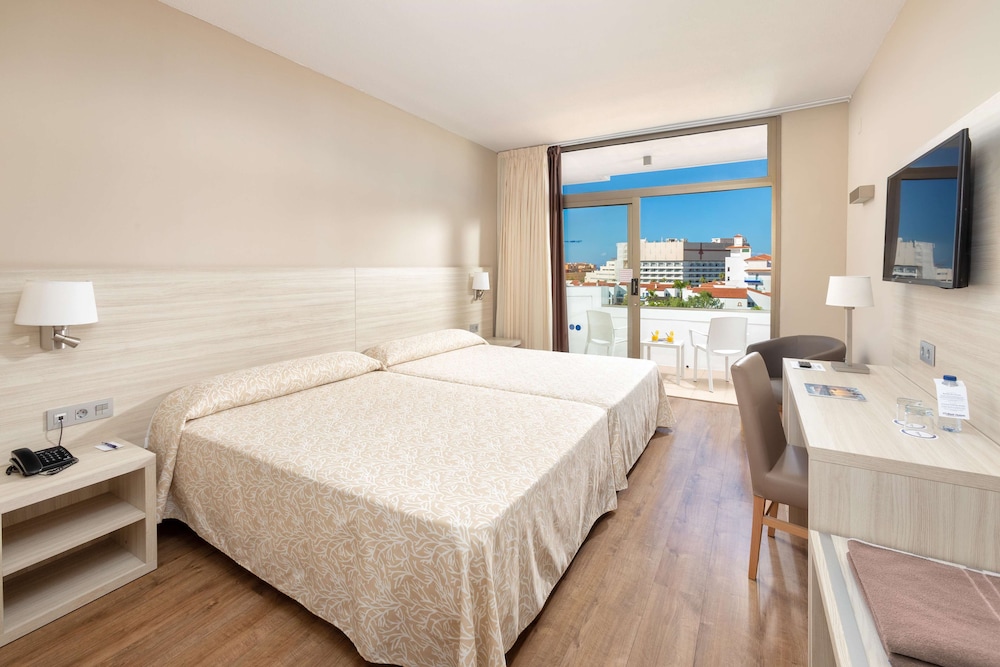 Hotel Best Tenerife — Hotel rooms in Playa de las Americas, Canary Islands