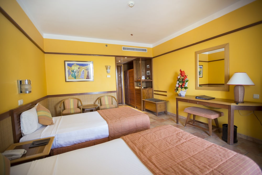 Lido Sharm Hotel Naama Bay — Hotel rooms in Sharm El Sheikh, Red Sea