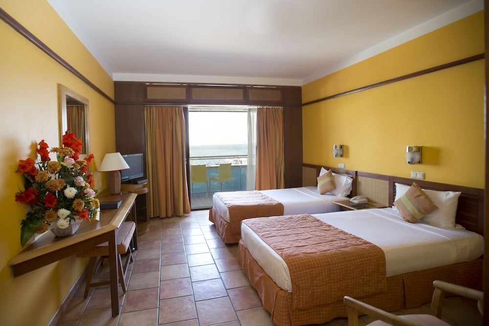 Lido Sharm Hotel Naama Bay — Hotel rooms in Sharm El Sheikh, Red Sea