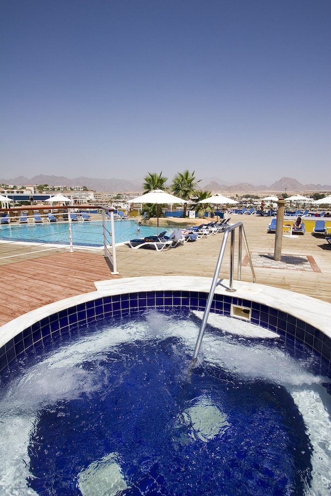 Lido Sharm Hotel Naama Bay — Swimming pool in Sharm El Sheikh, Red Sea